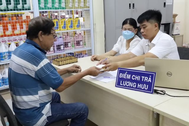 Bộ Nội vụ trả lời kiến nghị giảm tuổi nghỉ hưu với nghề giáo